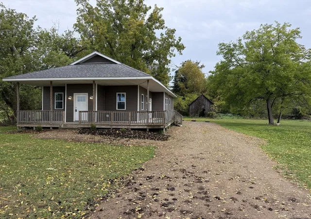 Photo 1 of Single family home for sale at 3985 Newark Rd, Attica, MI 48412 | MLS# 58050224027 | Listing updated on 2026-10-06