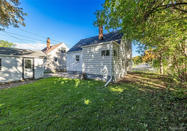 Photo 2 of Single family home for sale at 2100 Shevlin St, Ferndale, MI 48220 | MLS# 20261081009 | Listing updated on 2026-10-17