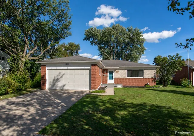 Photo 1 of Sale Pending at 29378 Merrick Ave, Warren, MI 48092 | MLS# 20261081026 | Listing updated on 2026-10-18