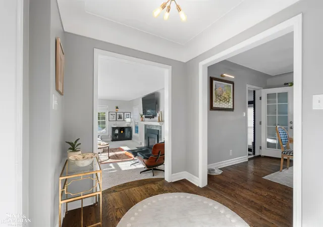 Photo 3 of Single family home for sale at 1135 Fairholme Rd, Grosse Pointe Woods, MI 48236 | MLS# 58050224052 | Listing updated on 2026-10-08