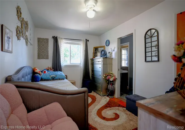 Photo 4 of Single family home for sale at 29395 Spoon Ave, Madison Heights, MI 48071 | MLS# 20261081103 | Listing updated on 2026-10-08