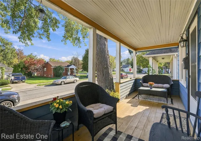Photo 2 of Single family home for sale at 2732 Stephens St, Dearborn, MI 48124 | MLS# 20261081105 | Listing updated on 2026-10-10
