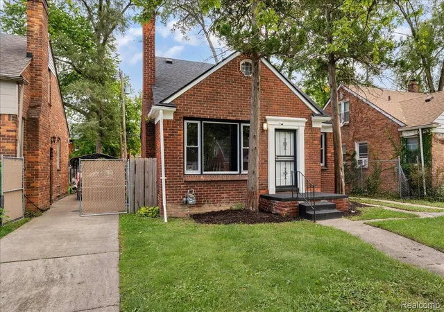 Photo 3 of Single family home for sale at 15444 Kentfield St, Detroit, MI 48223 | MLS# 20261081110 | Listing updated on 2026-10-08