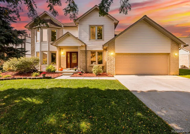 Photo 1 of Single family home for sale at 44197 Ivory Way Dr, Sterling Heights, MI 48313 | MLS# 20261081114 | Listing updated on 2026-10-18