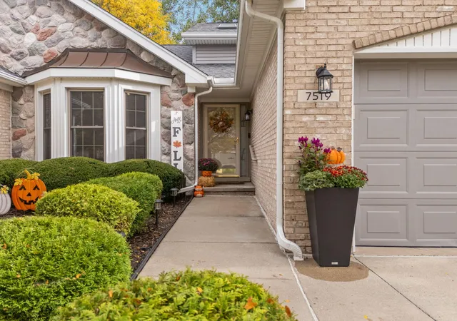Photo 2 of Condo for sale at 7519 Green Meadow Ln, Canton, MI 48187 | MLS# 81026053287 | Listing updated on 2026-10-13