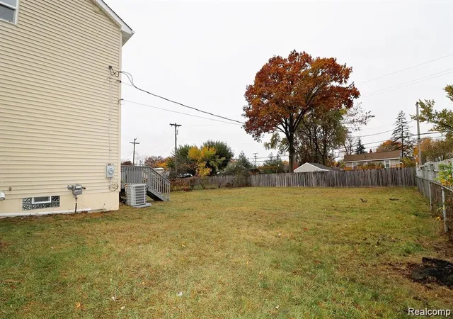 Photo 3 of Single family home for sale at 35308 School St, Westland, MI 48185 | MLS# 20261081133 | Listing updated on 2026-10-12