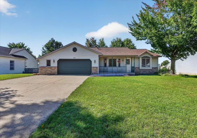 Photo 3 of Single family home for sale at 7307 21st Avenue, Jenison, MI 49428 | MLS# 65026053296 | Listing updated on 2026-10-09