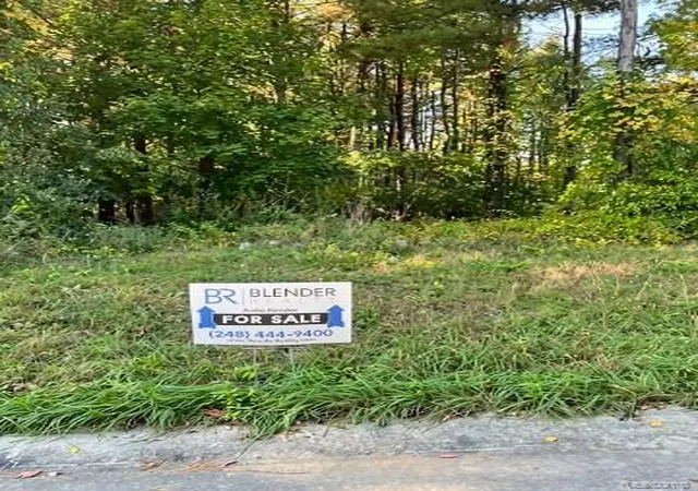 Land for sale at 3743 Kerriel Ct, Commerce Township, MI 48382 | MLS# 20261081140