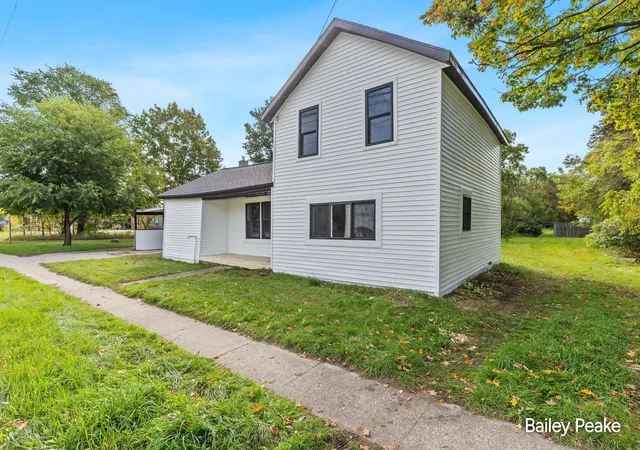 Single family home for sale at 178 W Muskegon St NE, Cedar Springs, MI 49319 | MLS# 65026053307