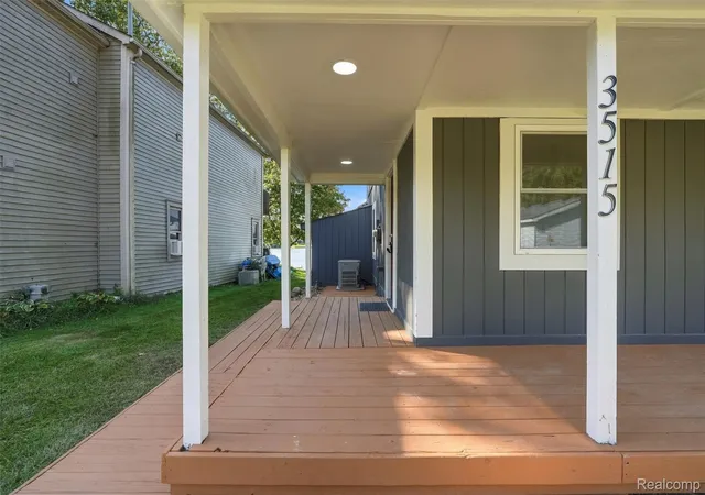 Photo 3 of Single family home for sale at 3515 Highland Blvd, Highland, MI 48356 | MLS# 20261081147 | Listing updated on 2026-10-21