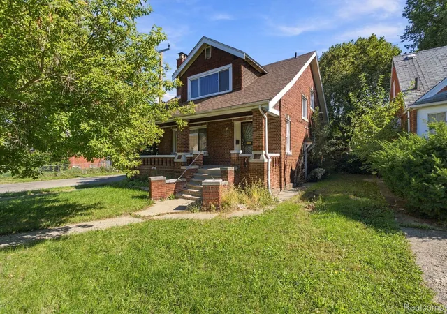 Photo 2 of Single family home for sale at 18716 Westphalia St, Detroit, MI 48205 | MLS# 20261081151 | Listing updated on 2026-10-08
