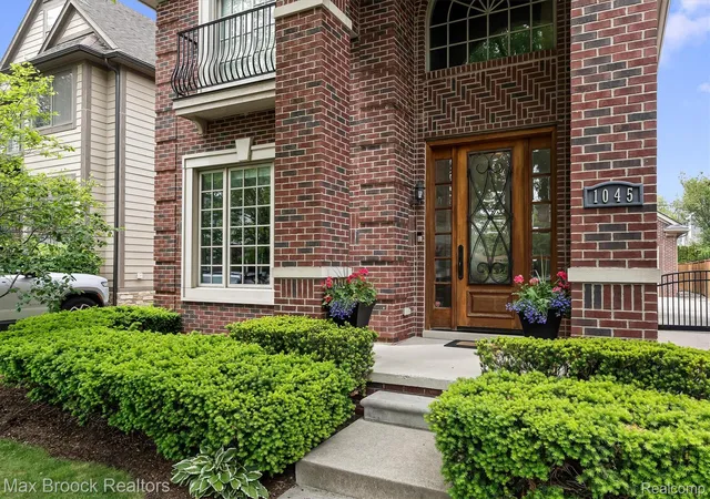 Photo 3 of Single family home for sale at 1045 Bennaville Ave, Birmingham, MI 48009 | MLS# 20261081154 | Listing updated on 2026-10-11
