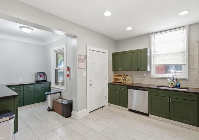 Photo 3 of Single family home for sale at 643 Chalmers St, Detroit, MI 48215 | MLS# 58050224078 | Listing updated on 2026-10-12