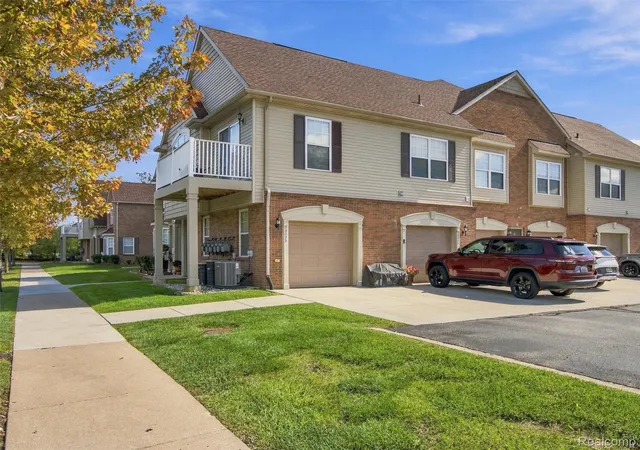Photo 2 of Condo for sale at 23225 Sunset Rd #56, Taylor, MI 48180 | MLS# 20261081174 | Listing updated on 2026-10-16