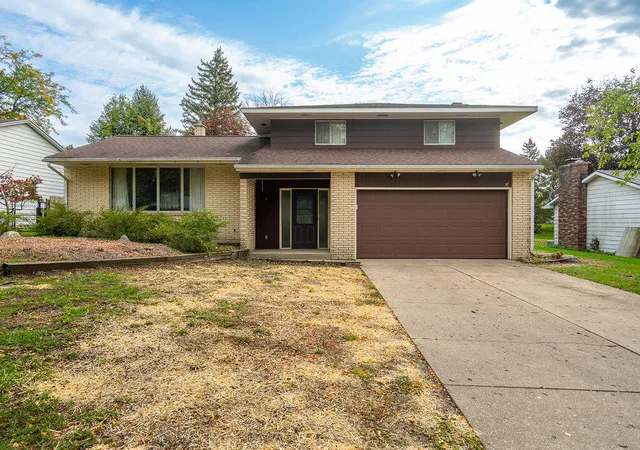 Photo 1 of Sale Pending at 4156 Weymouth Dr Se, Grand Rapids, MI 49508 | MLS# 65026053329 | Listing updated on 2026-10-16