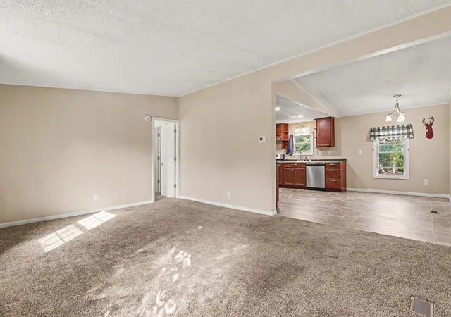 Photo 3 of Single family home for sale at 10671 Hillandale Dr, Jerome, MI 49249 | MLS# 53026053348 | Listing updated on 2026-10-07
