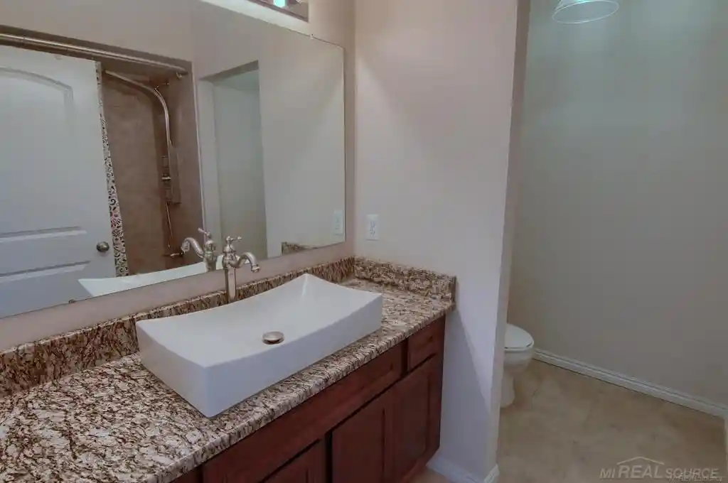 Listing Photo 16 - Condo for sale in 30496 Berghway Trl located at 30496 Berghway Trl, Warren, MI 48092 - Unit 30496 Berghway Trl