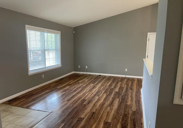 Listing Photo 4 - Condo for sale in building located at 113 Beacon Ridge Dr, Battle Creek, MI 49017