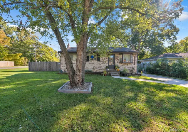Photo 2 of Single family home for sale at 14325 Bailey St, Taylor, MI 48180 | MLS# 20261081268 | Listing updated on 2026-10-17