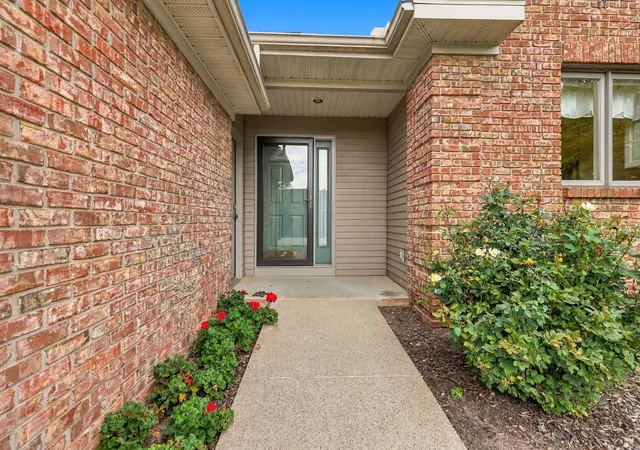 Listing Photo 4 - Condo for sale in building located at 6365 Mansfield Ct, Hudsonville, MI 49426