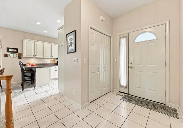 Listing Photo 5 - Condo for sale in building located at 6365 Mansfield Ct, Hudsonville, MI 49426