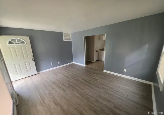 Photo 2 of Single family home for sale at 21416 Audrey Ave, Warren, MI 48091 | MLS# 20261081299 | Listing updated on 2026-10-17