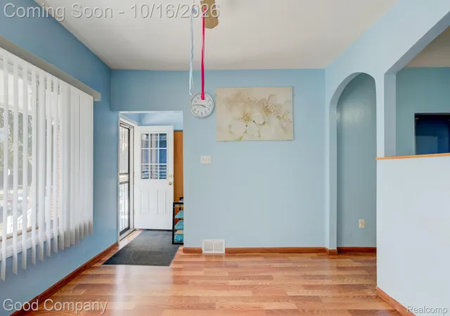 Photo 3 of Single family home for sale at 11672 Gallagher St, Hamtramck, MI 48212 | MLS# 20261081316 | Listing updated on 2026-10-19