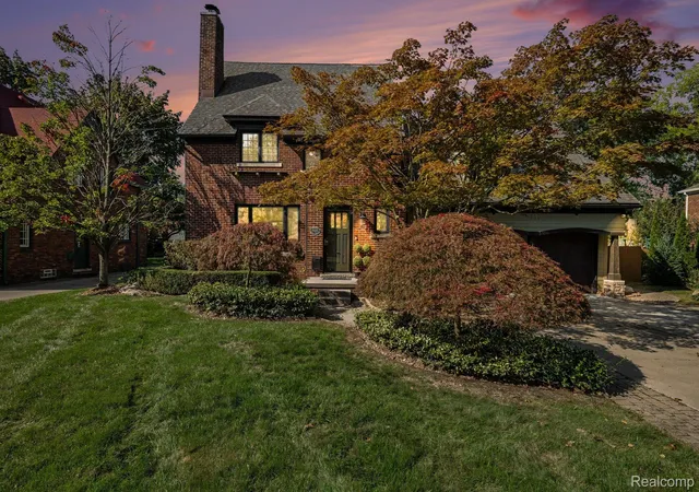 Single family home for sale at 136 S Wilson Blvd, Mount Clemens, MI 48043 | MLS# 20261081317