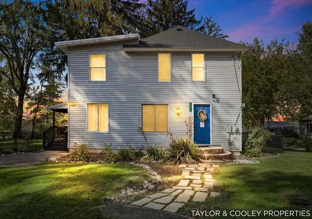 Photo 2 of Single family home for sale at 6671 Elizabeth St, Delton, MI 49046 | MLS# 65026053411 | Listing updated on 2026-10-16