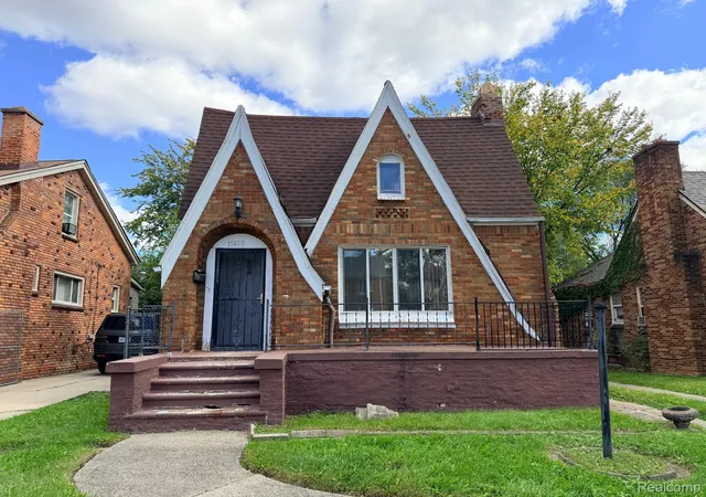 Photo 1 of Single family home for sale at 15420 Sussex St, Detroit, MI 48227 | MLS# 20261081335 | Listing updated on 2026-10-08