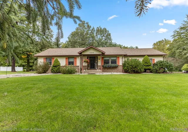 Photo 1 of Sale Pending at 43040 Willis Rd, Belleville, MI 48111 | MLS# 20261081345 | Listing updated on 2026-10-13