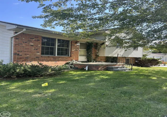 Photo 1 of Single family home for sale at 3255 Hessel Ave, Rochester Hills, MI 48307 | MLS# 58050224127 | Listing updated on 2026-10-09