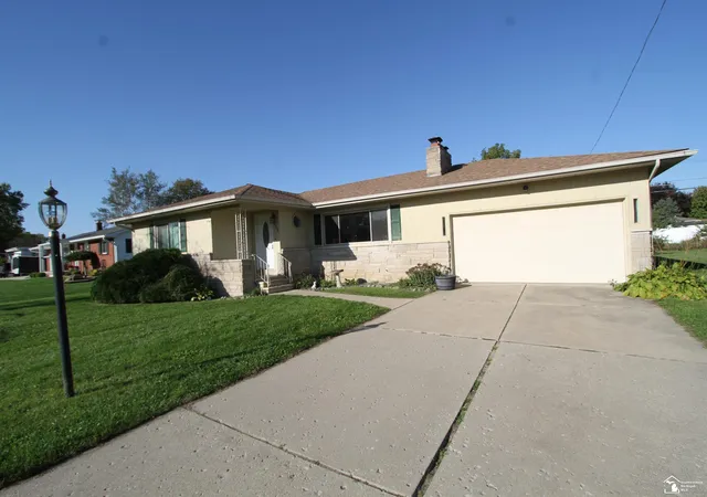 Photo 3 of Single family home for sale at 524 Concetta Dr, Monroe, MI 48161 | MLS# 57050224128 | Listing updated on 2026-10-20