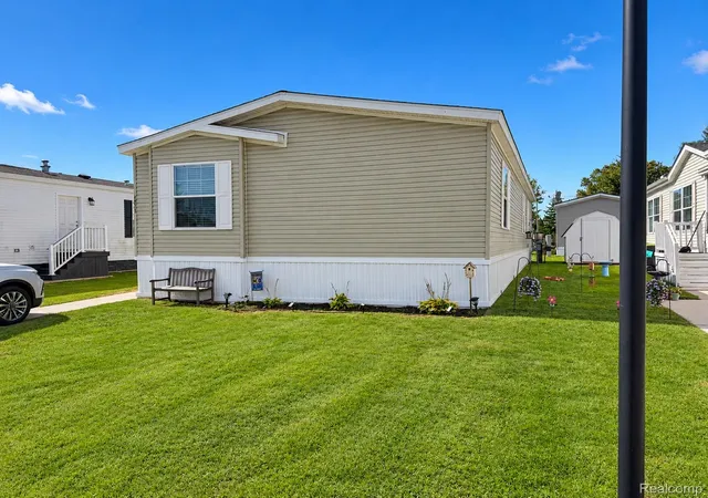 Photo 2 of Single family home for sale at 46425 Le Grande Blvd, Macomb, MI 48044 | MLS# 20261081352 | Listing updated on 2026-10-15