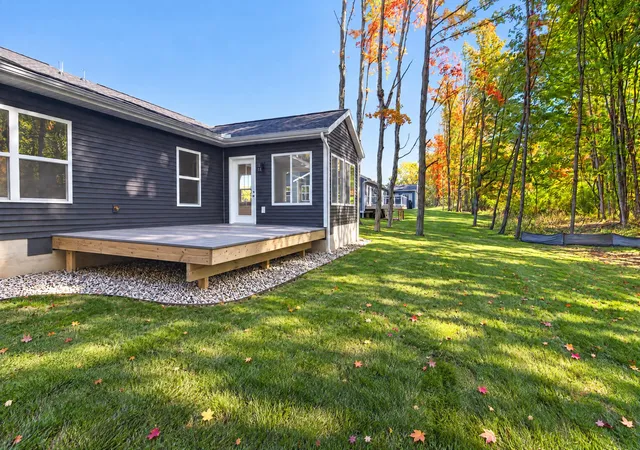 Photo 3 of Condo for sale at 118 Creek Dr #37, Hart, MI 49420 | MLS# 67026053430 | Listing updated on 2026-10-07