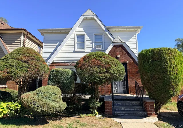 Photo 1 of Single family home for sale at 16814 Lilac St, Detroit, MI 48221 | MLS# 20261081355 | Listing updated on 2026-10-08
