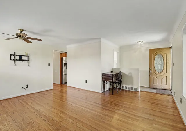 Photo 3 of Single family home for sale at 9351 Laurence Ave, Allen Park, MI 48101 | MLS# 81026053439 | Listing updated on 2026-10-08