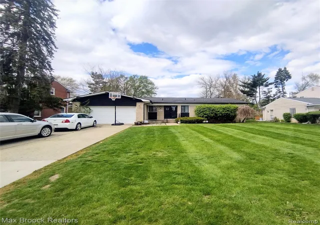 Photo 1 of Single family home for sale at 17060 Jeanette St, Southfield, MI 48075 | MLS# 20261081411 | Listing updated on 2026-10-08