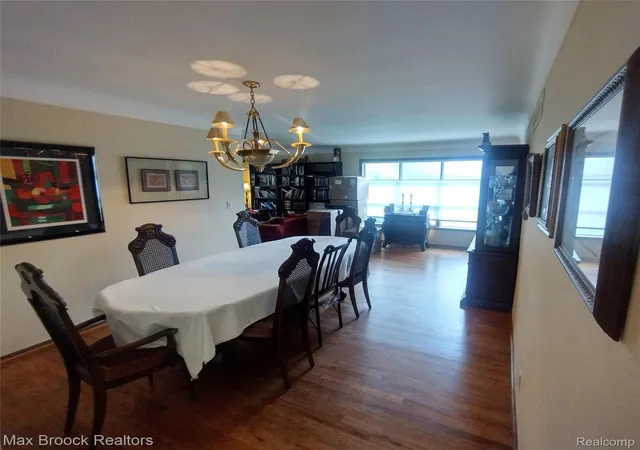 Photo 3 of Single family home for sale at 17060 Jeanette St, Southfield, MI 48075 | MLS# 20261081411 | Listing updated on 2026-10-08