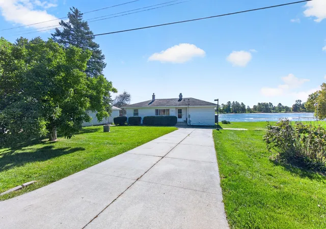 Single family home for sale at 555 Norvell Beach Dr, Brooklyn, MI 49230 | MLS# 55026053474