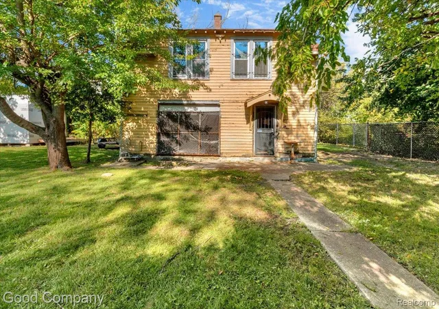Photo 2 of Single family home for sale at 47 Church St, Highland Park, MI 48203 | MLS# 20261081418 | Listing updated on 2026-10-09