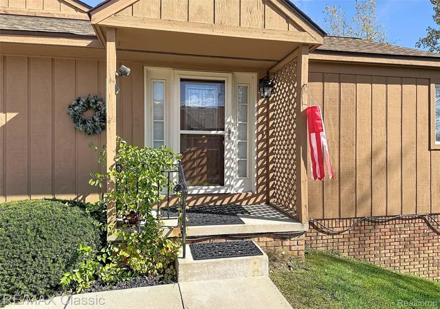Photo 1 of Condo for sale at 12352 Nantucket Dr #4, South Lyon, MI 48178 | MLS# 20261081422 | Listing updated on 2026-10-10