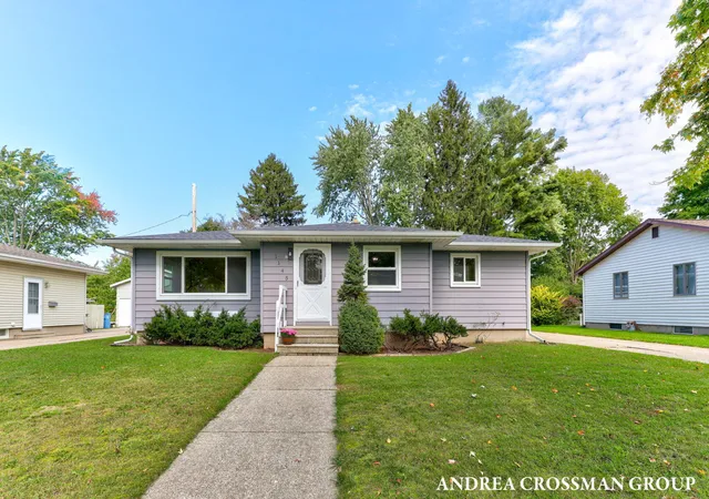 Photo 1 of Sale Pending at 1145 Taylor Ave, Grand Haven, MI 49417 | MLS# 71026053485 | Listing updated on 2026-10-21