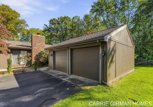 Photo 3 of Condo for sale at 838 Brk Village Ct, Holland, MI 49423 | MLS# 71026053494 | Listing updated on 2026-10-20