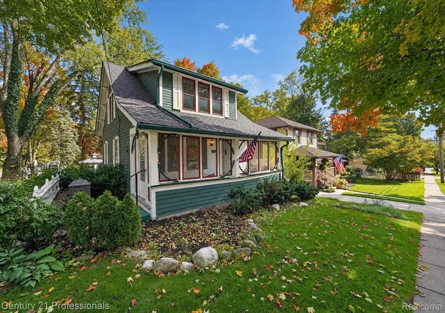Photo 3 of Single family home for sale at 234 N Rogers St, Northville, MI 48167 | MLS# 20261081454 | Listing updated on 2026-10-19