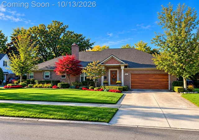 Photo 1 of Sale Pending at 971 S Renaud Rd, Grosse Pointe Woods, MI 48236 | MLS# 20261081460 | Listing updated on 2026-10-16