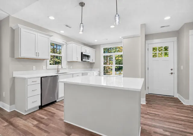 Listing Photo 5 - Condo for sale in building located at 120 Creek Dr, Hart, MI 49420 - Unit #38