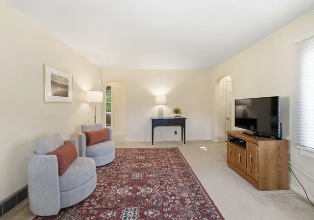 Photo 1 of Single family home for sale at 514 W 13th Street, Traverse City, MI 49684 | MLS# 78080074314 | Listing updated on 2026-10-29