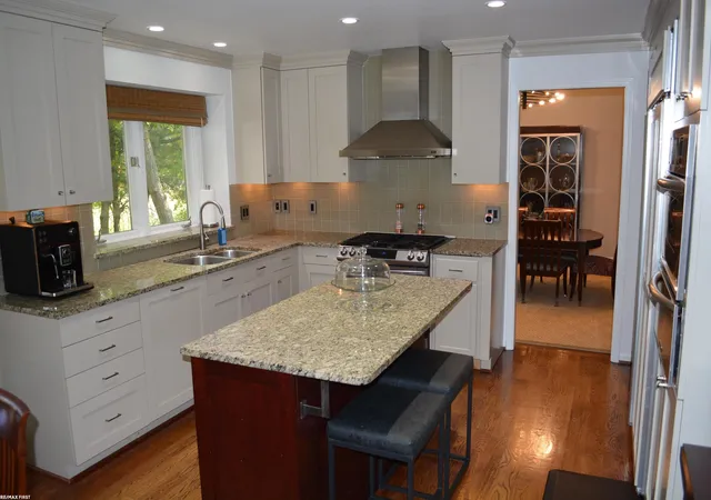 Photo 3 of Single family home for sale at 258 Indian Trl, Lake Orion, MI 48362 | MLS# 58050224174 | Listing updated on 2026-10-20