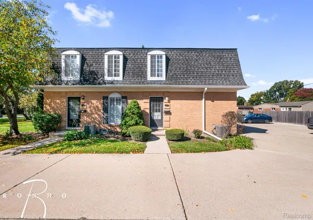 Photo 1 of Condo for sale at 22817 Overlake St, Saint Clair Shores, MI 48080 | MLS# 20261081480 | Listing updated on 2026-10-09